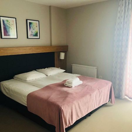 Bulwary Biznes Bed & Breakfast Mielec Bagian luar foto